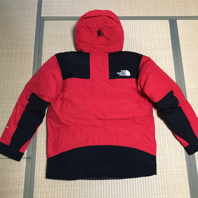 THE NORTH FACE(ザノースフェイス)の✨希少✨ノースフェイス マウンテンダウンジャケット レッド XL メンズのジャケット/アウター(ダウンジャケット)の商品写真