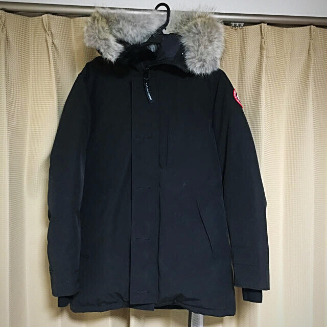 CANADA GOOSE(カナダグース)のカナダグース ジャスパー Mサイズ ブラック 12月〜1万値上げ メンズのジャケット/アウター(ダウンジャケット)の商品写真