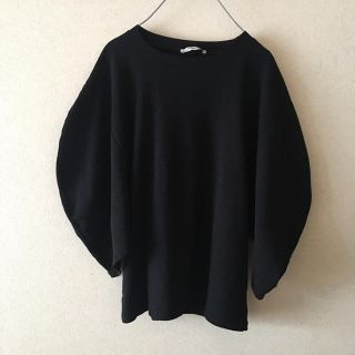 ザラ(ZARA)の美品 ZARA ザラ パワーショルダー トップス M 黒(カットソー(長袖/七分))