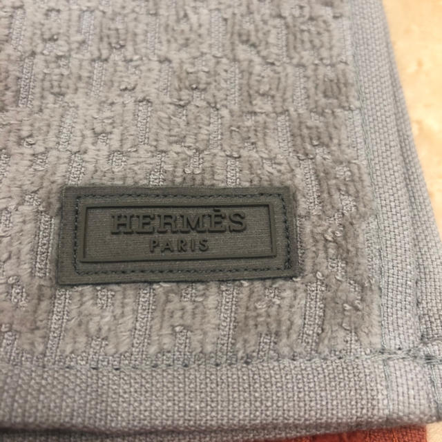 Hermes(エルメス)のエルメス　ハンドタオル　2枚セット　新品 インテリア/住まい/日用品の日用品/生活雑貨/旅行(タオル/バス用品)の商品写真