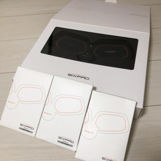 シックスパッド(SIXPAD)の【正規品】シックスパット ボディフィット2 ジェルシート3箱付き(トレーニング用品)