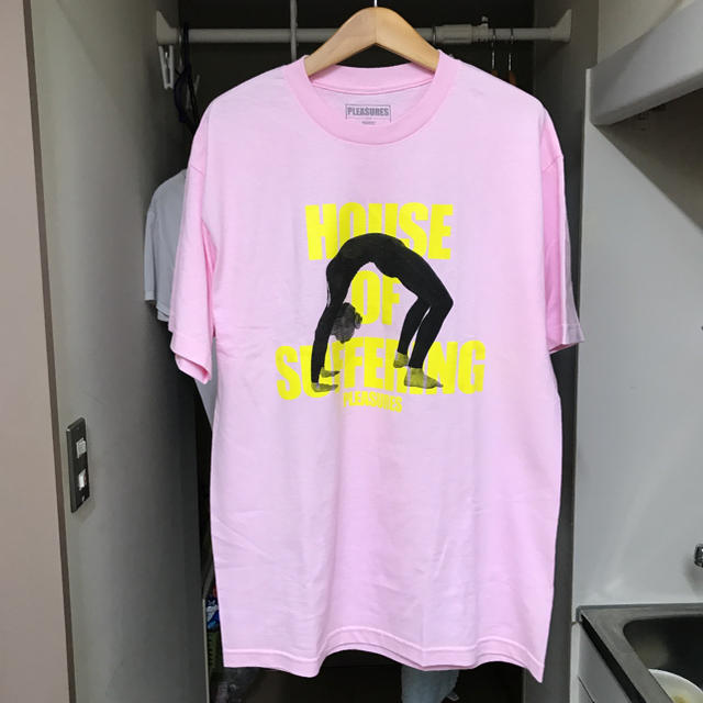 pleasures Tシャツ