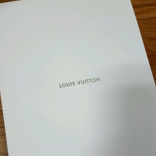 ルイヴィトン(LOUIS VUITTON)のLOUIS VUITTON♡カタログ2冊(その他)