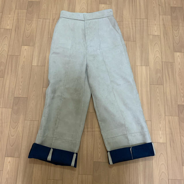 LE CIEL BLEU(ルシェルブルー)の美品♡ルシェルブルー♡Fake Suede Straight Pants レディースのパンツ(カジュアルパンツ)の商品写真