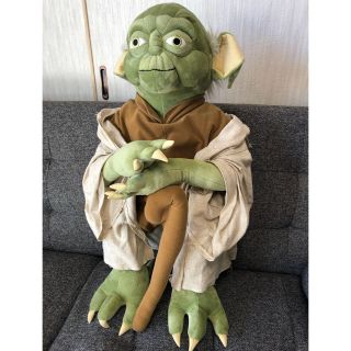 専用出品 スター・ウォーズ リアルサイズ ヨーダ ぬいぐるみ の通販 by