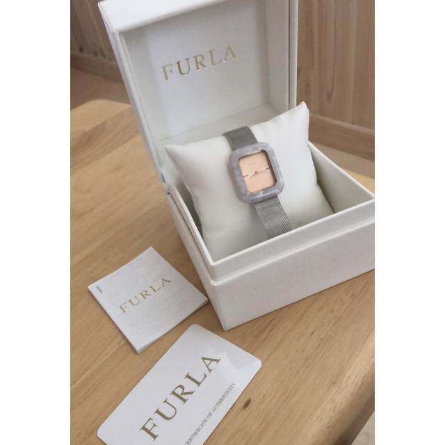 Furla(フルラ)のお値下げしました！FULRA フルラ 腕時計 べっ甲 レディースのファッション小物(腕時計)の商品写真