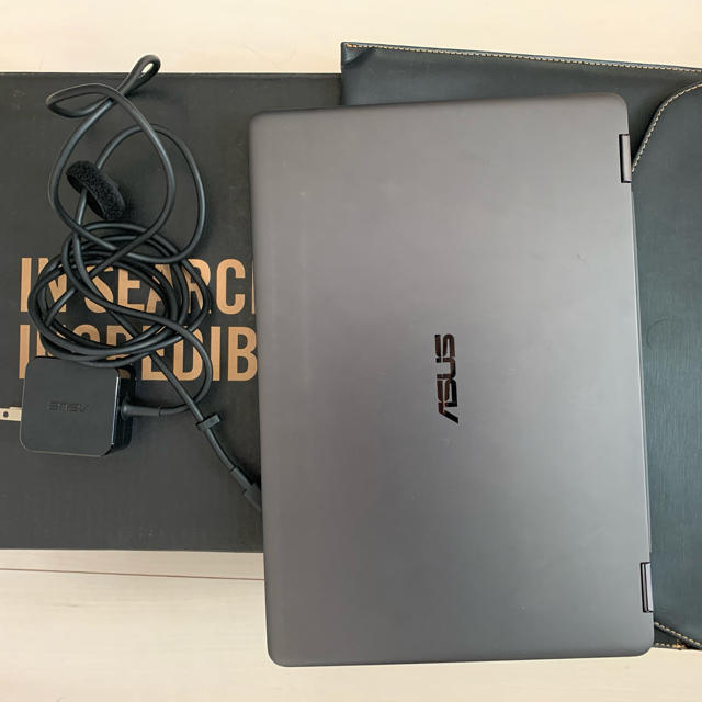 ASUS(エイスース)の【美品】ZENBOOK UX370UA Core i5/8GB/SSD 256  スマホ/家電/カメラのPC/タブレット(ノートPC)の商品写真