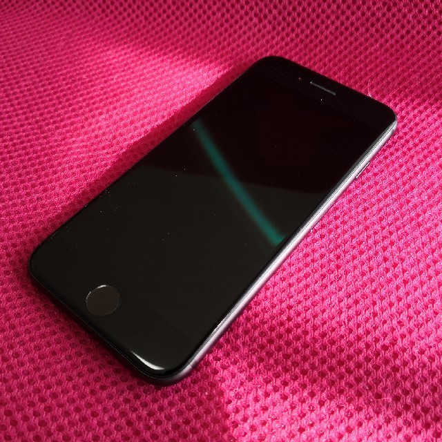 Apple iPhone8 64GB スペースグレイ docomoスマートフォン本体