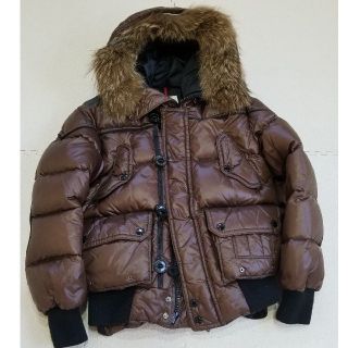 モンクレール(MONCLER)のモンクレール　カシミア　国内正規品　定価231000円(ダウンジャケット)