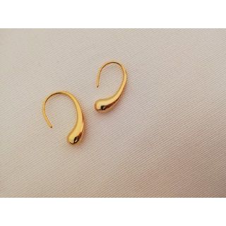 プラージュ(Plage)のドロップピアス　ゴールド　プラージュ　トゥデイフル　イエナ　(ピアス)