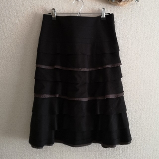 リツコシラハマ(RITSUKO SHIRAHAMA)のスカート(ひざ丈スカート)