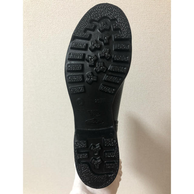 ミドリ安全(ミドリアンゼン)のミドリ安全　安全靴　V2400N ブラック　26cm  メンズの靴/シューズ(その他)の商品写真