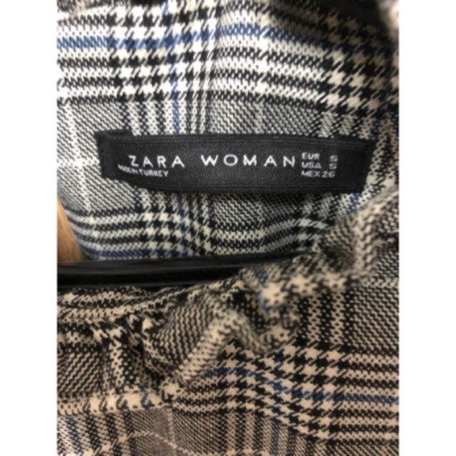 ZARA(ザラ)の新品同様zaraトップス レディースのトップス(カットソー(半袖/袖なし))の商品写真