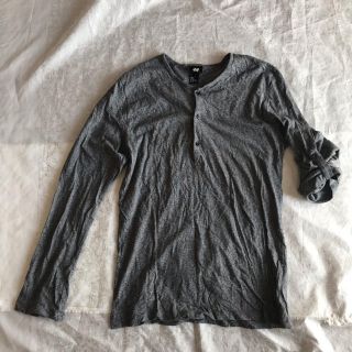 エイチアンドエム(H&M)のメンズTシャツＨ＆Ｍ☆ダークグレー☆М☆Ｌ(Tシャツ/カットソー(七分/長袖))