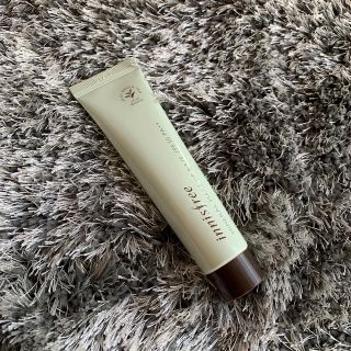 イニスフリー(Innisfree)の【美品】イニスフリー　ミネラルメイクアップベース(化粧下地)