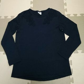 ザラキッズ(ZARA KIDS)のZARA Zara Girls 長袖カットソー 128 ネイビー お花モチーフ(Tシャツ/カットソー)