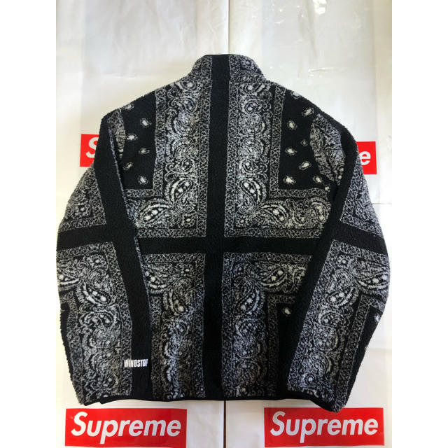 Supreme(シュプリーム)のSupreme reversible bandana fleece jacket メンズのジャケット/アウター(ブルゾン)の商品写真