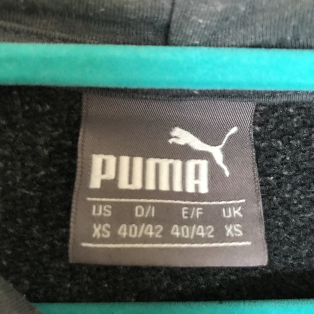 Puma 値下げ プーマ ロゴ パーカー S トレーナーの通販 By 即日発送致します プーマならラクマ
