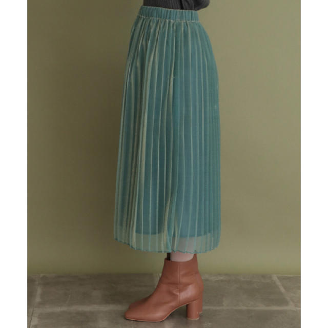 KBF(ケービーエフ)のラメチュールプリーツスカート MINT レディースのスカート(ロングスカート)の商品写真