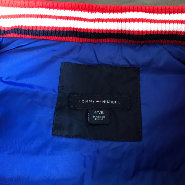 TOMMY HILFIGER(トミーヒルフィガー)のナミママ♡様専用☆トミーヒルヒィガー☆キッズベスト110 キッズ/ベビー/マタニティのキッズ服男の子用(90cm~)(ジャケット/上着)の商品写真