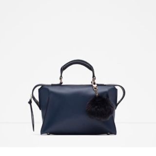 ザラ(ZARA)のザラ ミニボストン ポンポンディテール(キーホルダー)