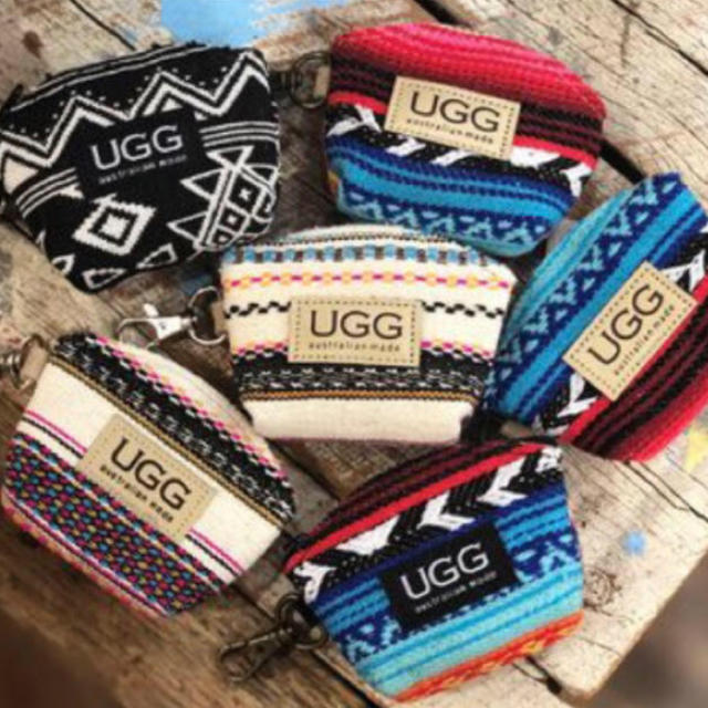 UGG(アグ)のUGG コインケース  ポーチ レディースのファッション小物(コインケース)の商品写真