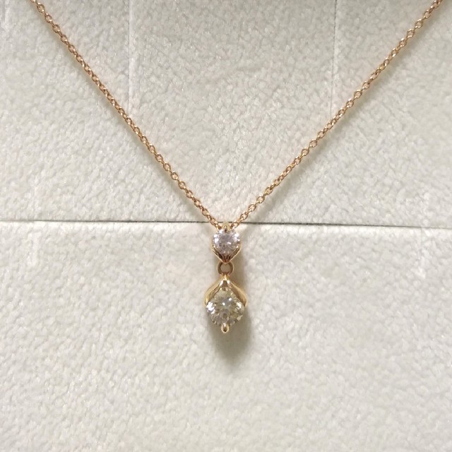 k18　  ダイヤ　ネックレス　0.11ct 0.34ct 　合計0.45ctレディース