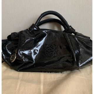 ロエベ(LOEWE)のロエベ  エナメルバッグ(ハンドバッグ)