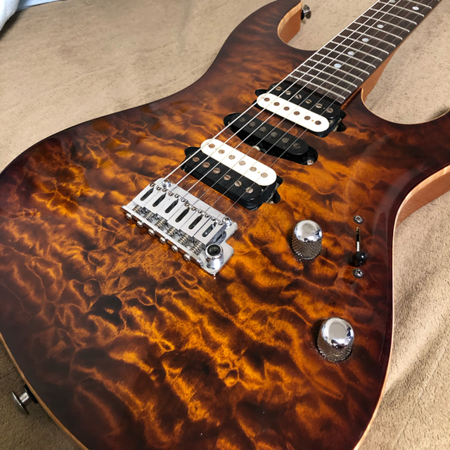 Suhr Modern Carve Top 楽器のギター(エレキギター)の商品写真