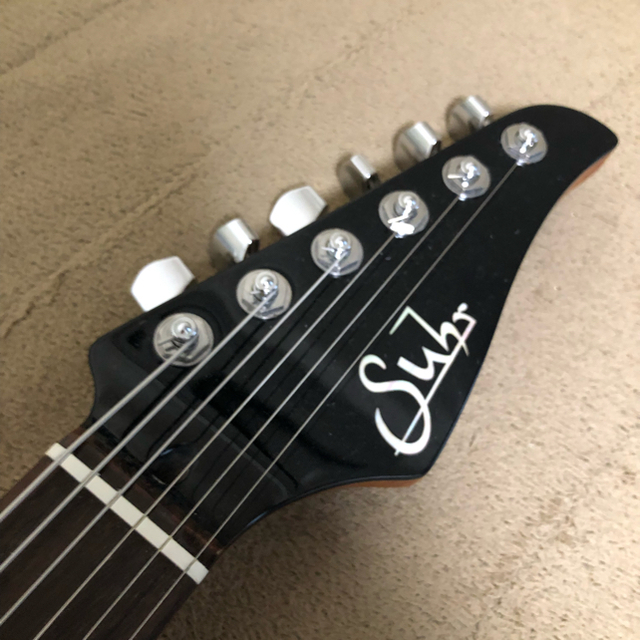 Suhr Modern Carve Top 楽器のギター(エレキギター)の商品写真