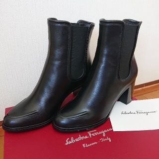 サルヴァトーレフェラガモ(Salvatore Ferragamo)のFerragamo(ブーツ)