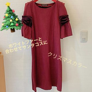 ストロベリーフィールズ(STRAWBERRY-FIELDS)のワンピース 美品 サンタコス/クリスマスパーティに(ひざ丈ワンピース)