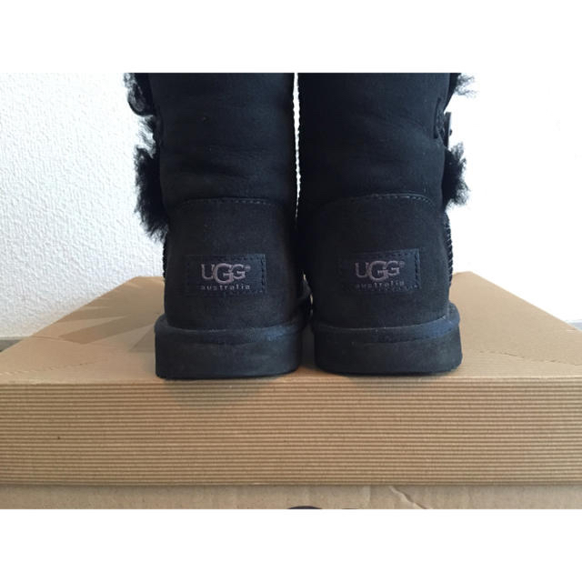 UGG 5991 K BAILEY BUTTON ムートンブーツ 5ブラックアグ