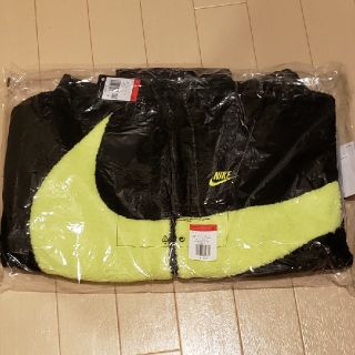 ナイキ(NIKE)のNIKE　ボア　ボルト(ダウンジャケット)