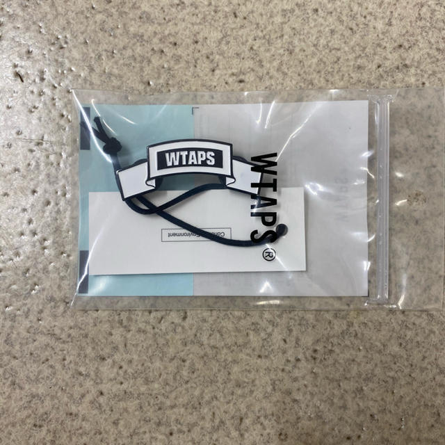 W)taps(ダブルタップス)のwtaps badge 新品未使用　バッジ メンズのファッション小物(その他)の商品写真