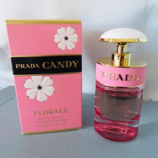 プラダ(PRADA)のPrada Candy(香水(女性用))