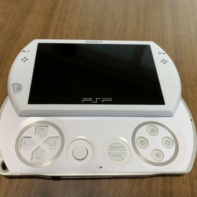 値下げ中 PSP go ホワイト 白
PSP-N1000エンタメ/ホビー