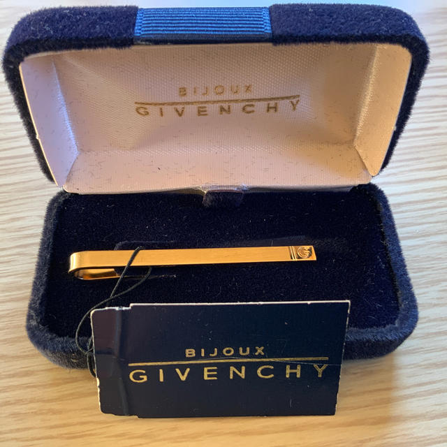 GIVENCHY(ジバンシィ)のネクタイピン メンズのファッション小物(ネクタイピン)の商品写真