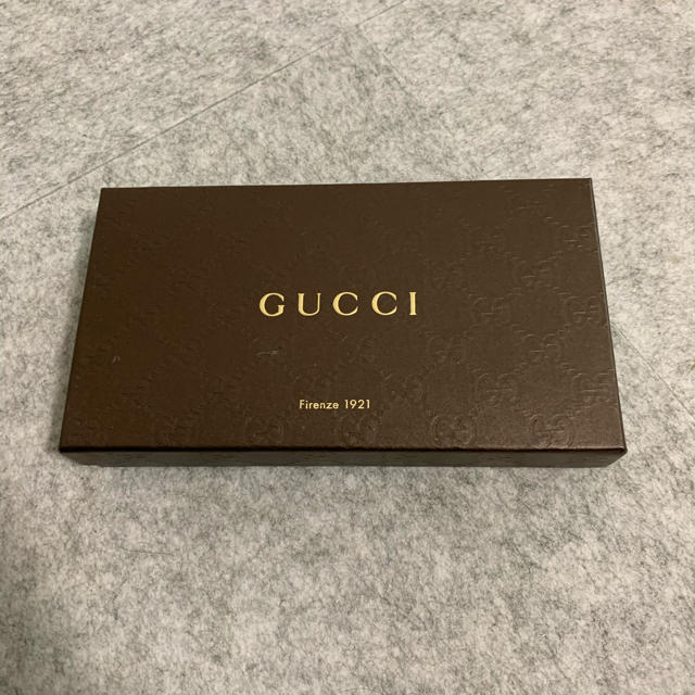 Gucci(グッチ)のGUCCI 財布箱　箱のみ インテリア/住まい/日用品のインテリア小物(小物入れ)の商品写真