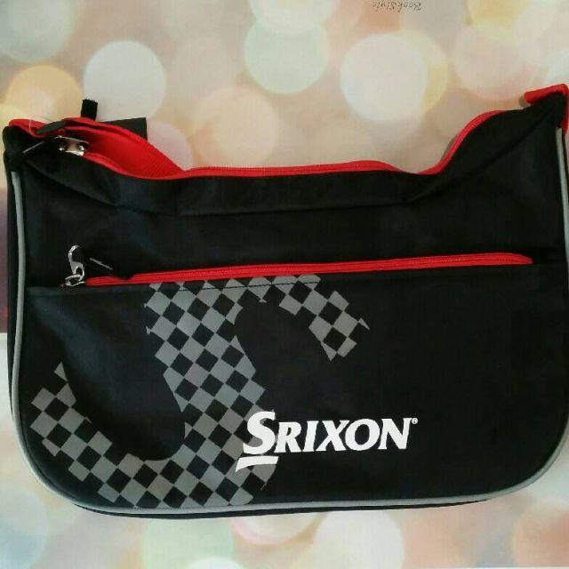 Srixon(スリクソン)の【新品】スリクソン　テニス用ショルダーバッグ スポーツ/アウトドアのテニス(バッグ)の商品写真