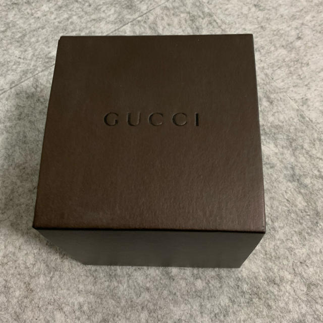 Gucci(グッチ)のGUCCI 時計箱　箱のみ インテリア/住まい/日用品のインテリア小物(小物入れ)の商品写真