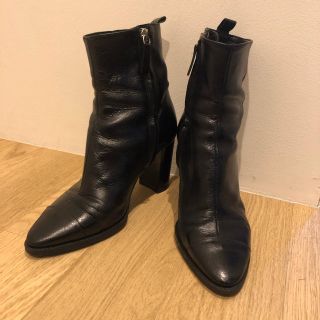 ザラ(ZARA)のレザーブーツ 黒 ブラック  36サイズ(ブーツ)