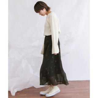 ケービーエフ(KBF)のオーガンジー刺繍バイアススカート *定価：8,964円 *色：BLACK(ロングスカート)