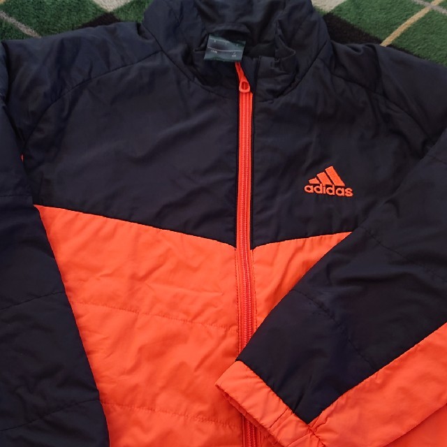 adidas(アディダス)のアディダス上着120(中古) キッズ/ベビー/マタニティのキッズ服男の子用(90cm~)(ジャケット/上着)の商品写真