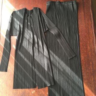 PLEATS PLEASE ISSEY MIYAKE(セット/コーデ ・ ブラック/黒色系 PLEATS PLEASE ISSEY MIYAKE(セット/コーデ ・ ブラック/黒色系