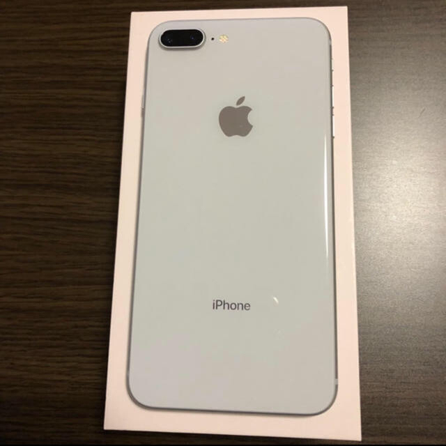 Apple(アップル)のiPhone8plus simフリー 64g スマホ/家電/カメラのスマートフォン/携帯電話(携帯電話本体)の商品写真