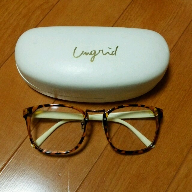 Ungrid(アングリッド)のungrid 伊達メガネ レディースのファッション小物(サングラス/メガネ)の商品写真
