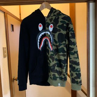 アベイシングエイプ(A BATHING APE)の【美品】アベイシングエイプ  シャークパーカー Lサイズ(パーカー)