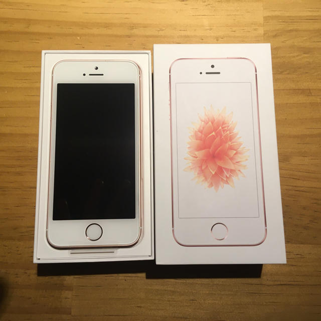 iPhone se 128GB 未使用品　ピンクゴールド