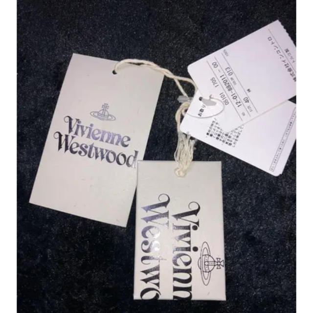 Vivienne Westwood(ヴィヴィアンウエストウッド)のVivienne Westwood 黒シャツ レディースのトップス(シャツ/ブラウス(長袖/七分))の商品写真